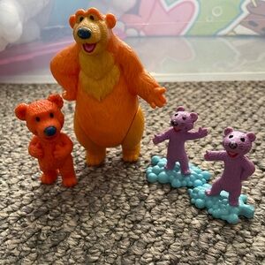 Vintage Bear in the Big Blue House figures